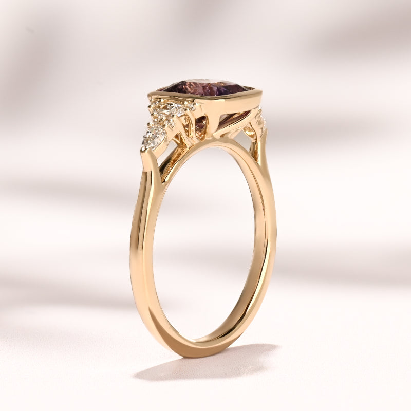 Savannah Bezel Ring I 2.17ct Purple Cushion Sapphire