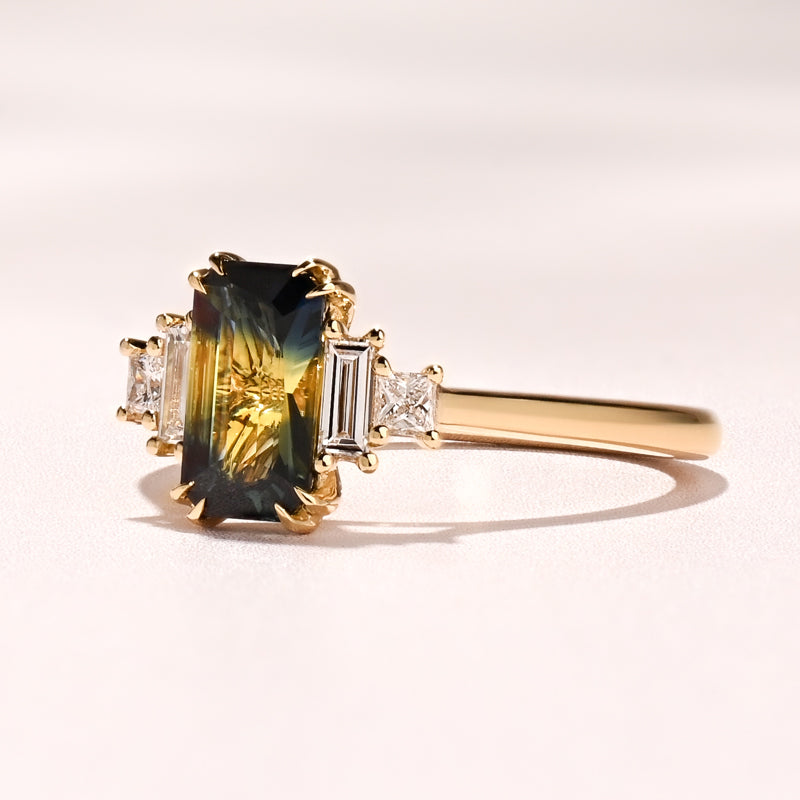 Amelia Ring I 1.03ct Teal/Yellow Sapphire