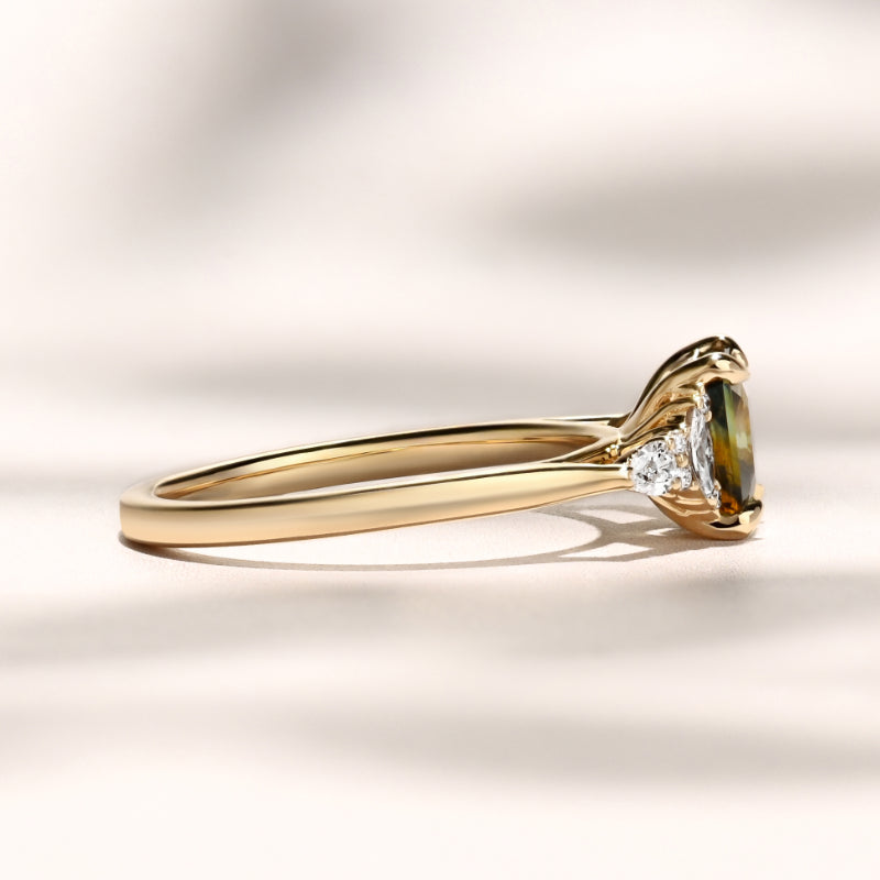 Savannah Ring I 1.55ct Asscher Teal Sapphire