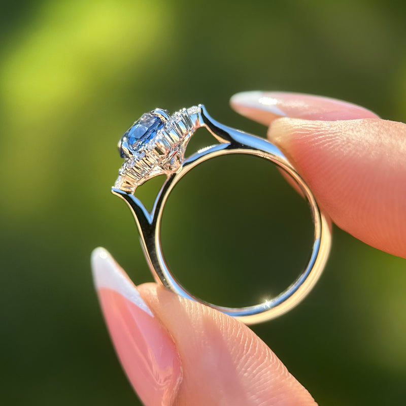 Lyric Ring I 1.68ct Round Ceylon Sapphire