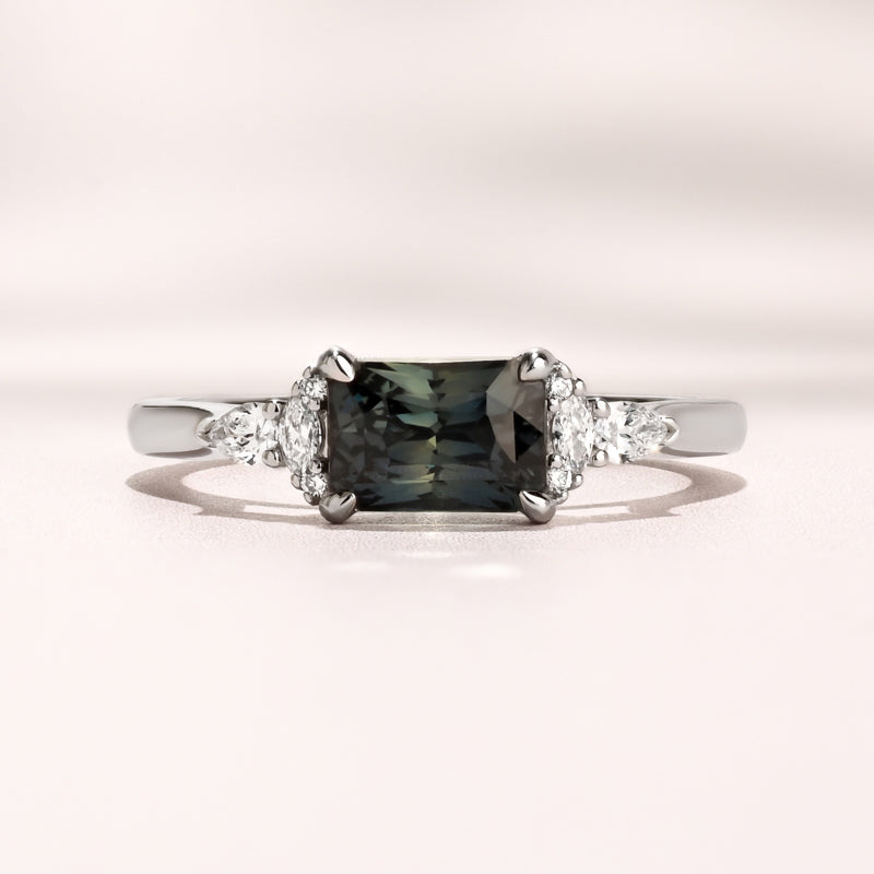 Savannah Ring I 1.63ct Teal Sapphire