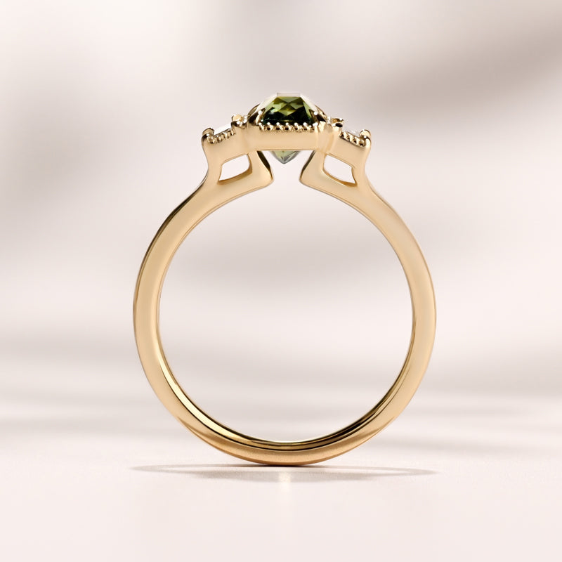 Meridian Ring I 1.73ct Teal Sapphire