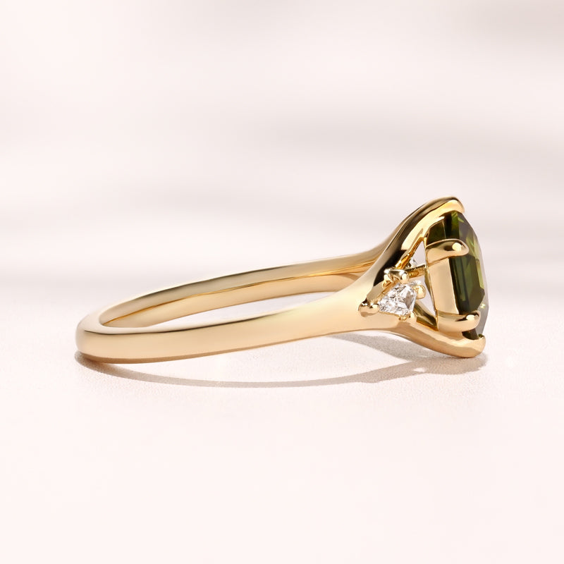 Lira Ring I 1.81ct Australian Hexagon Sapphire