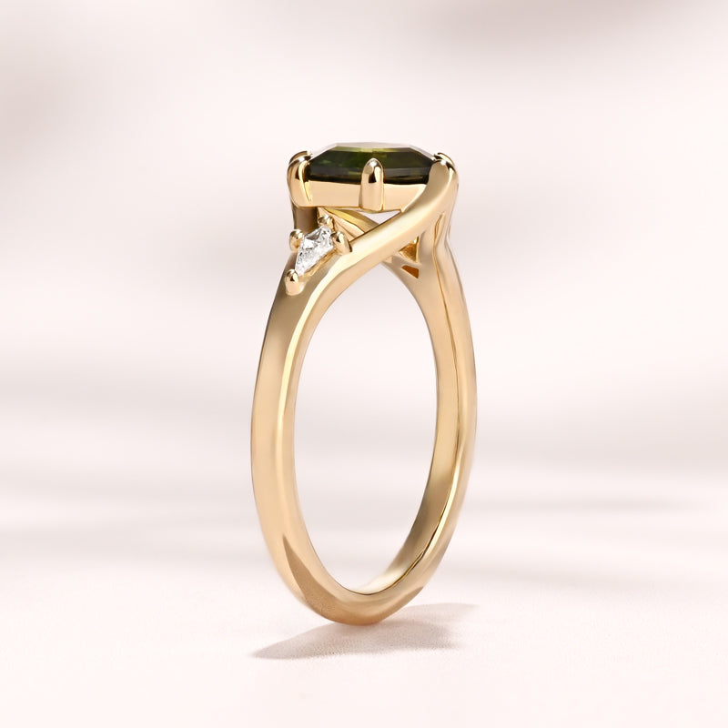 Lira Ring I 1.81ct Australian Hexagon Sapphire