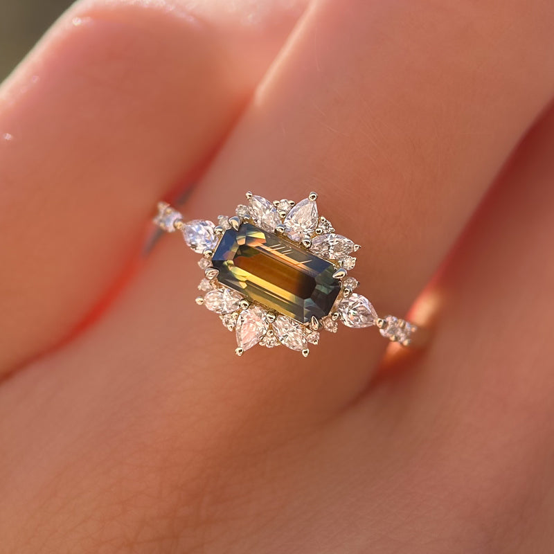 Serenade Ring I 1.07ct Bi-color Rectangular Sapphire