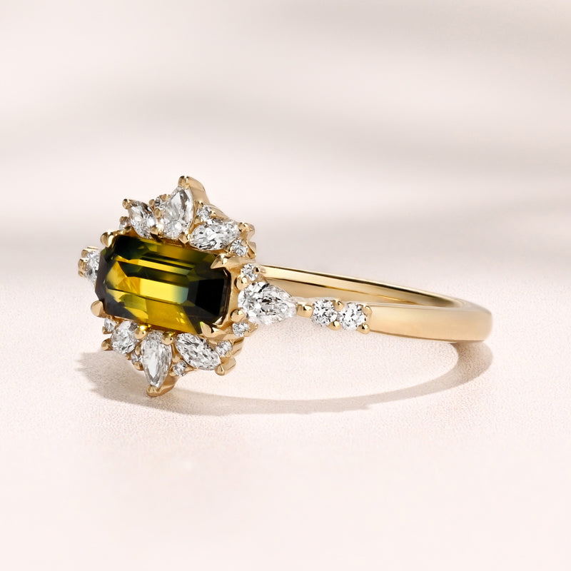 Serenade Ring I 1.07ct Bi-color Rectangular Sapphire