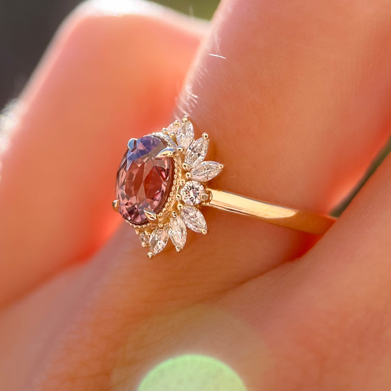Floret Ring I 1.63ct Oval Brown Sapphire