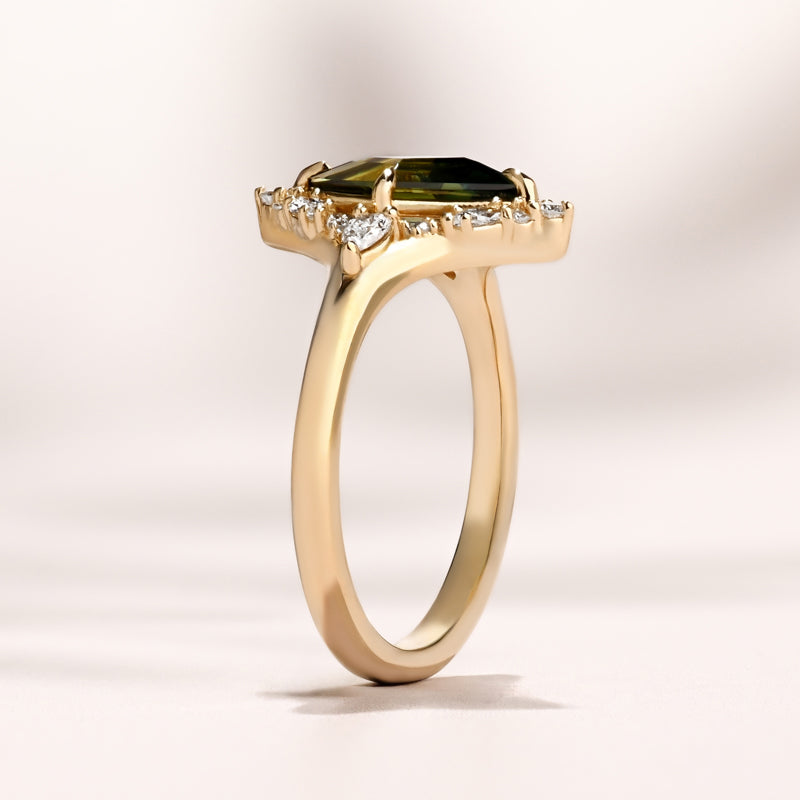 Elysia Ring I 0.97ct Lozenge Shape Green Sapphire