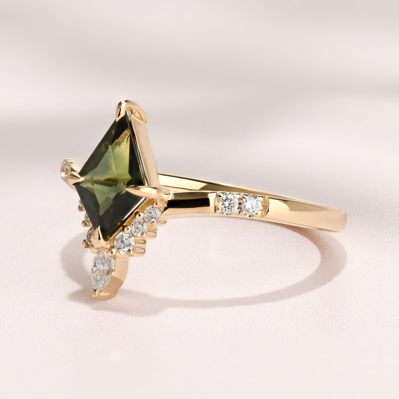 Viola Ring I 1.12ct Kite Shape Green Sapphire