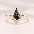Amara Ring I 1.37ct Kite Shape Green Sapphire