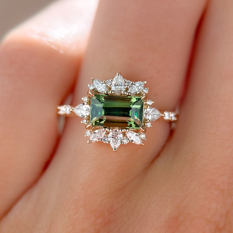Serenade Ring I 1.55ct Green Rectangular Sapphire