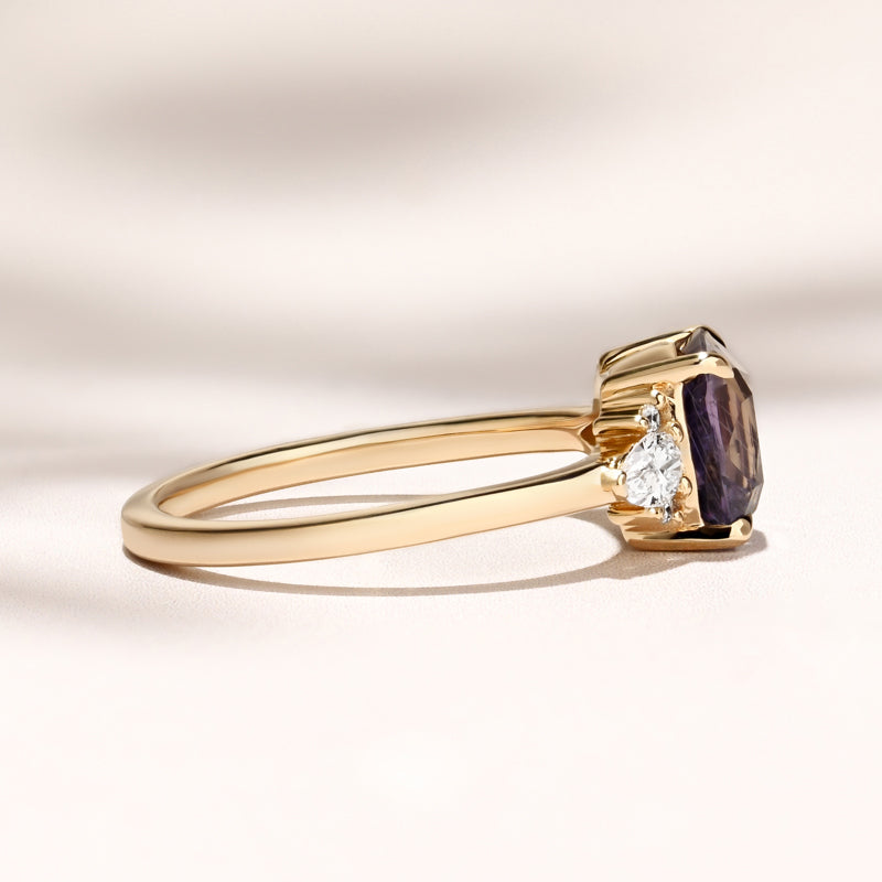 Profile Analia | 2.56 Cushion Purple Sapphire