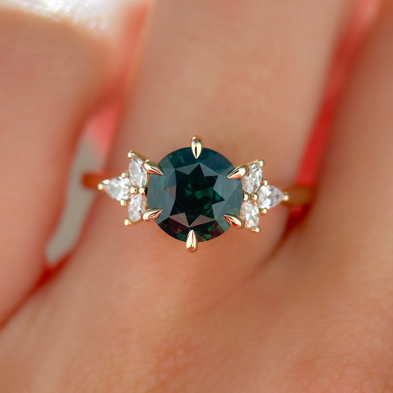 Soleil Ring | 1.82ct Round Green Sapphire