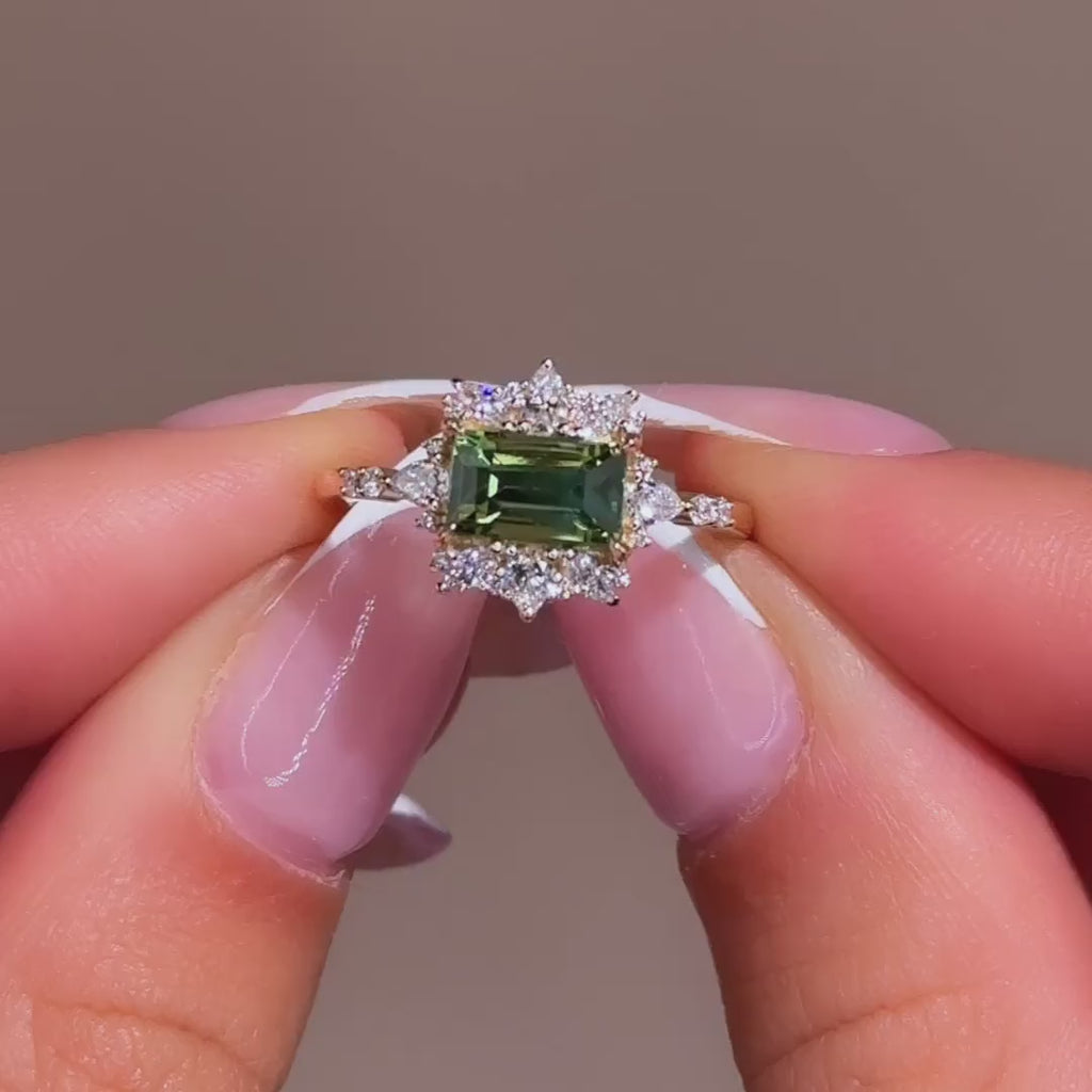 Serenade Ring I 1.55ct Green Rectangular Sapphire