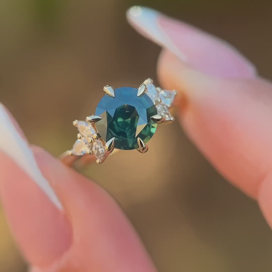 Soleil Ring | 1.82ct Round Green Sapphire