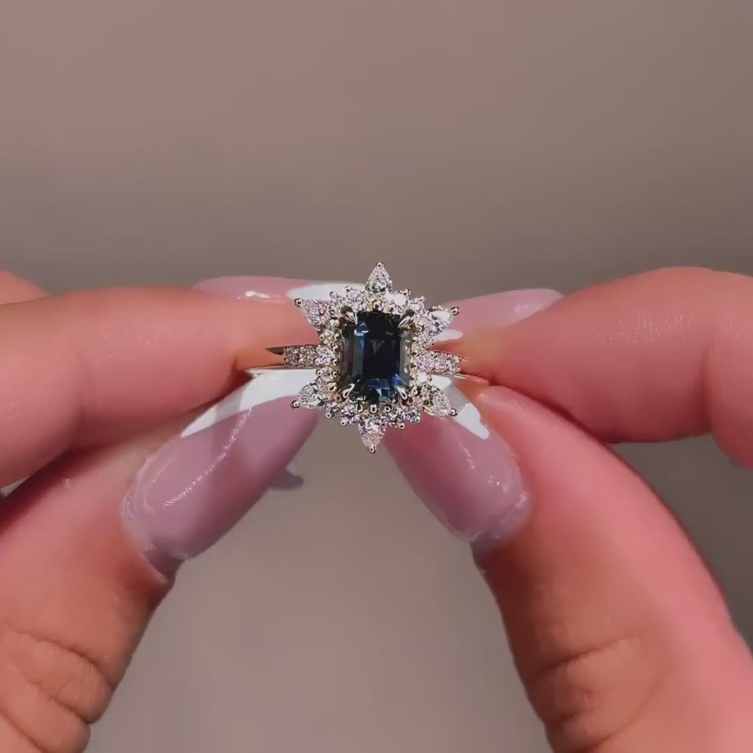 Lotus Light Ring I 1.53ct Teal Sapphire