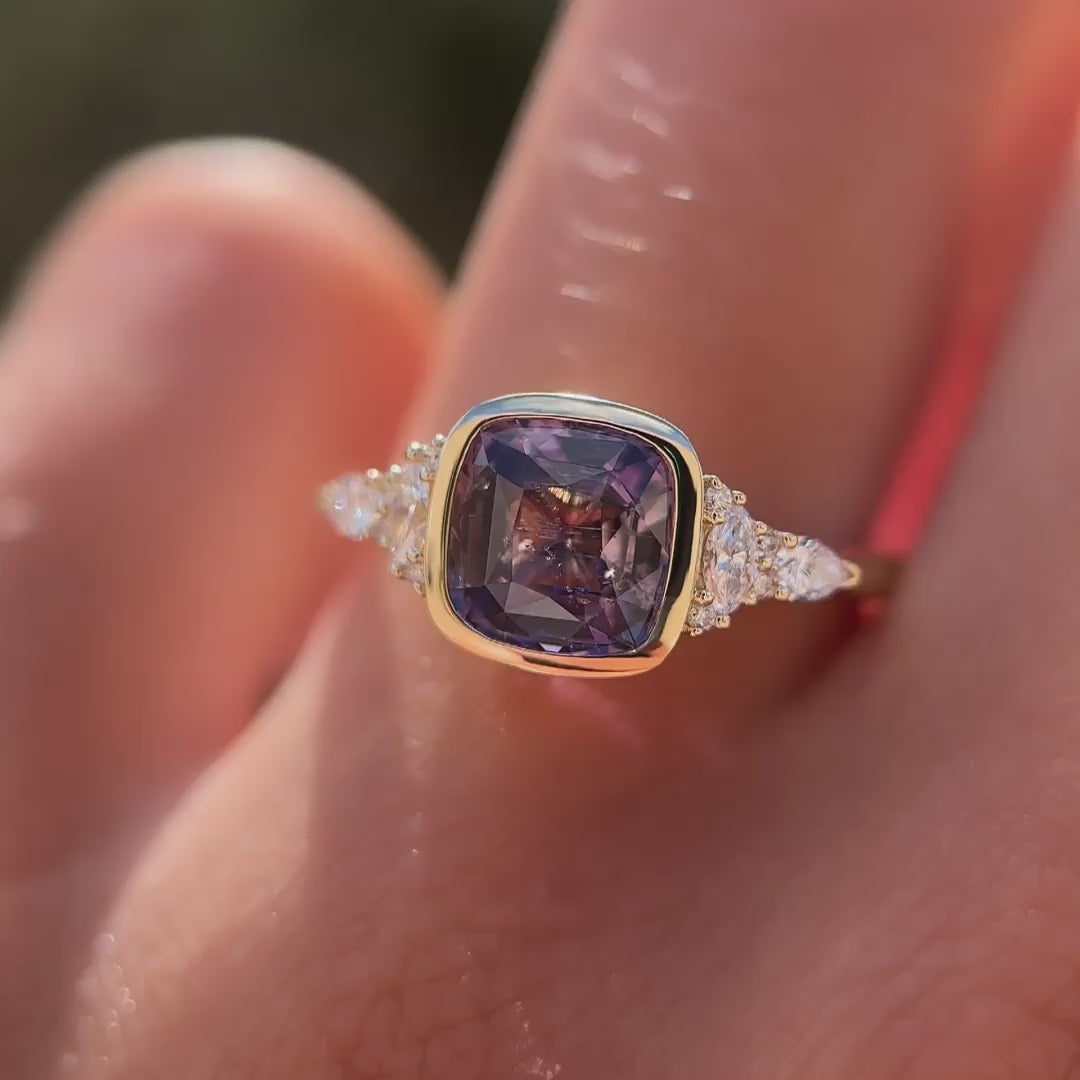 Savannah Bezel Ring I 2.17ct Purple Cushion Sapphire