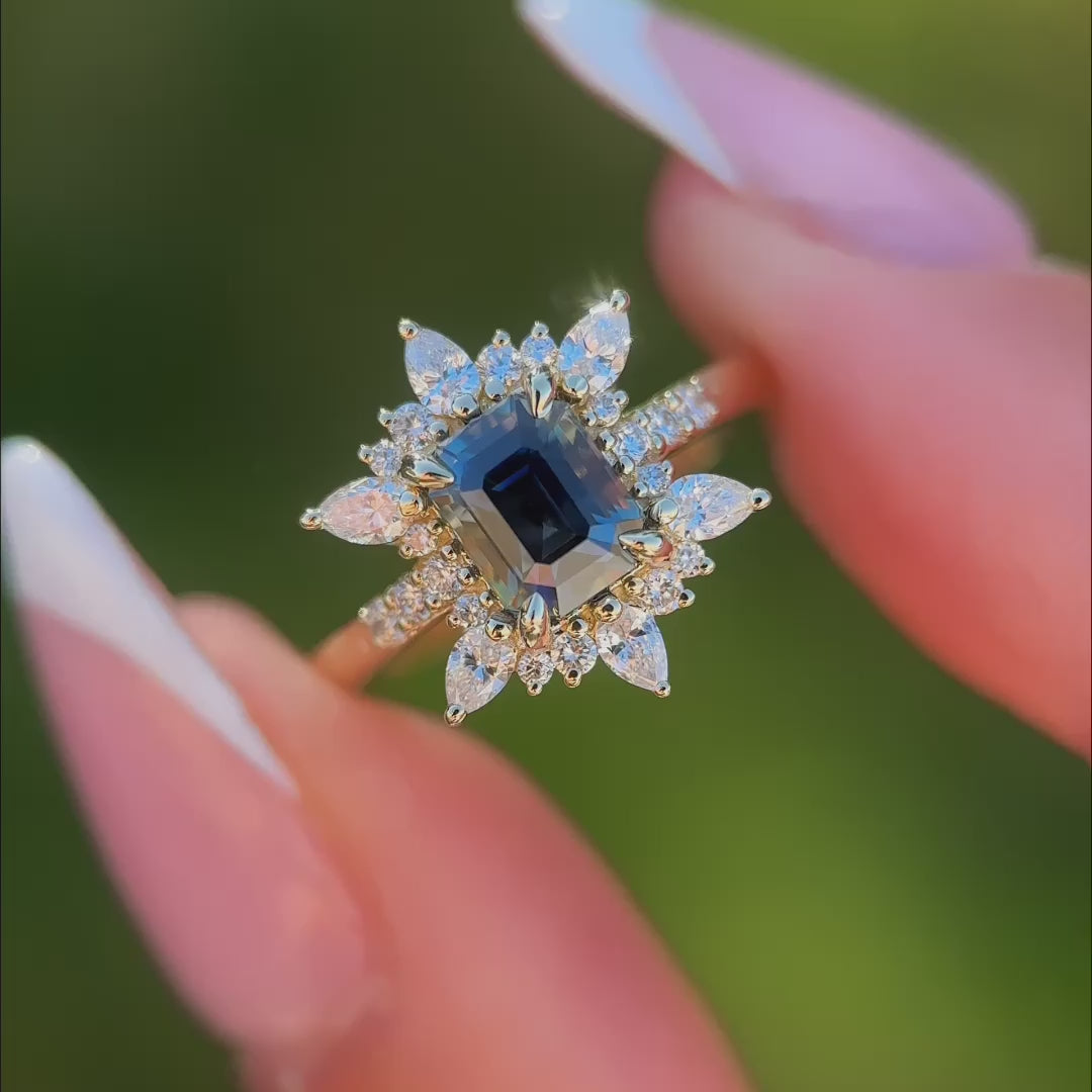 Lotus Light Ring I 1.53ct Teal Sapphire