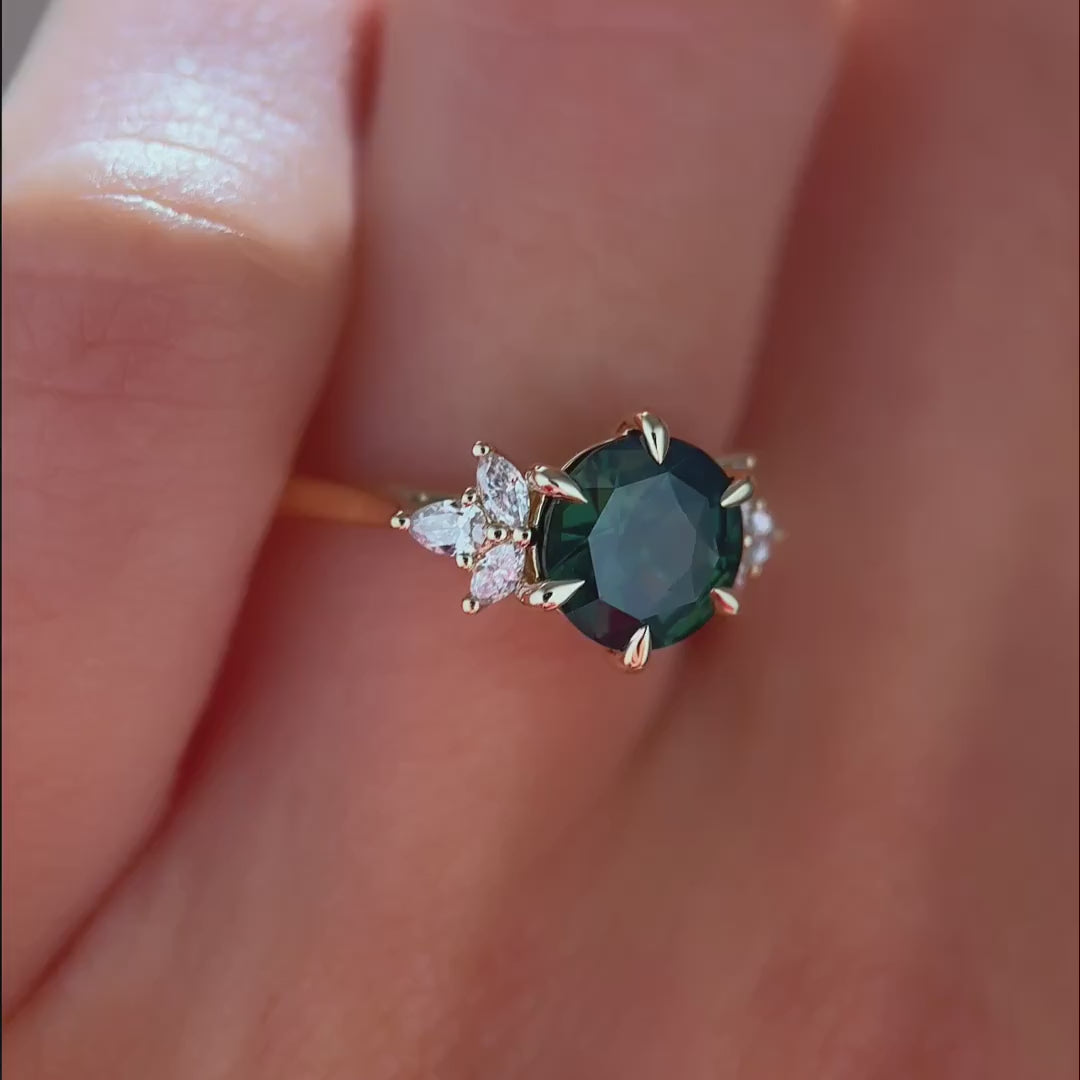 Soleil Ring | 1.82ct Round Green Sapphire