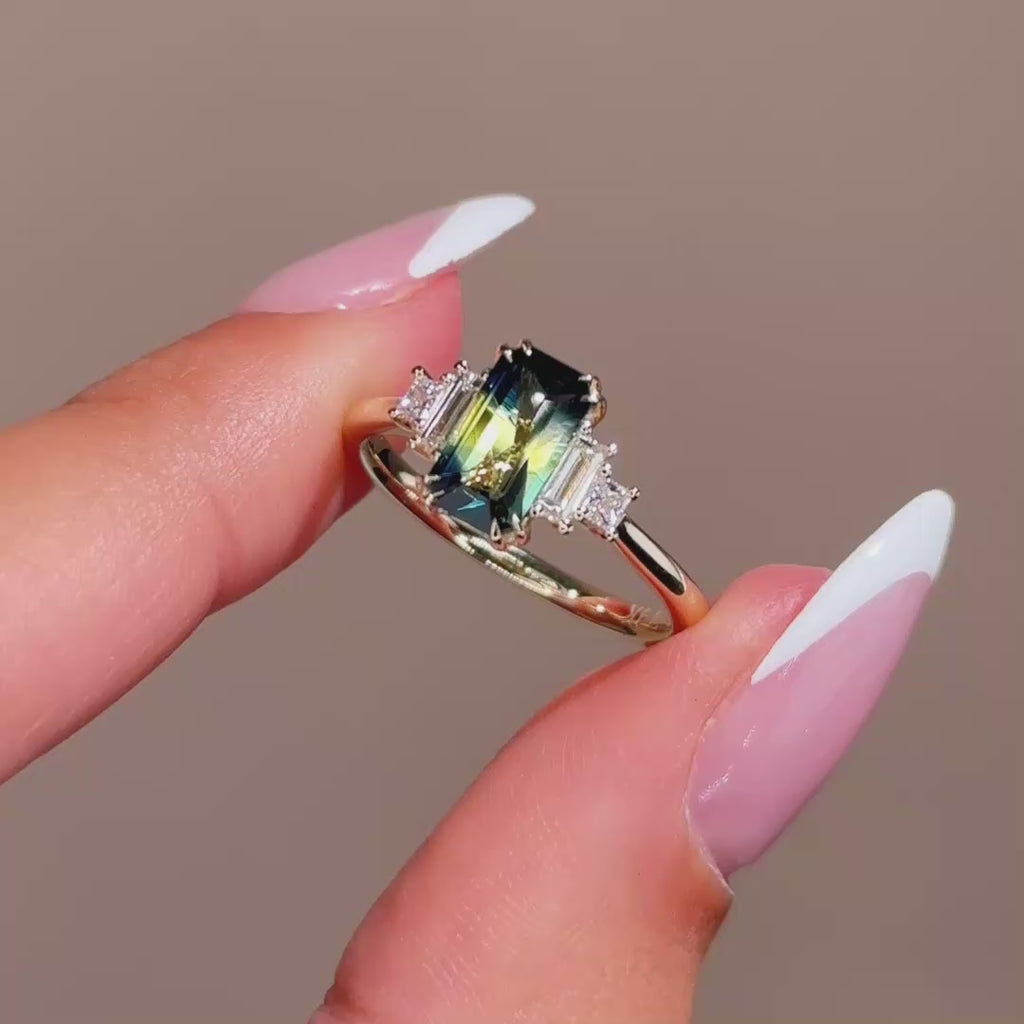Amelia Ring I 1.03ct Teal/Yellow Sapphire
