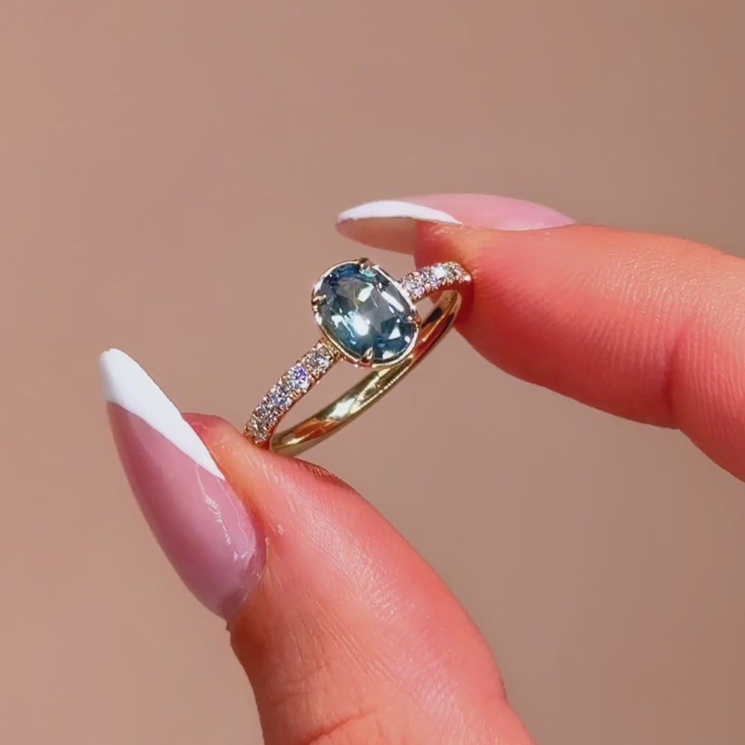 Jasper Ring I 1.21ct Teal Oval Sapphire