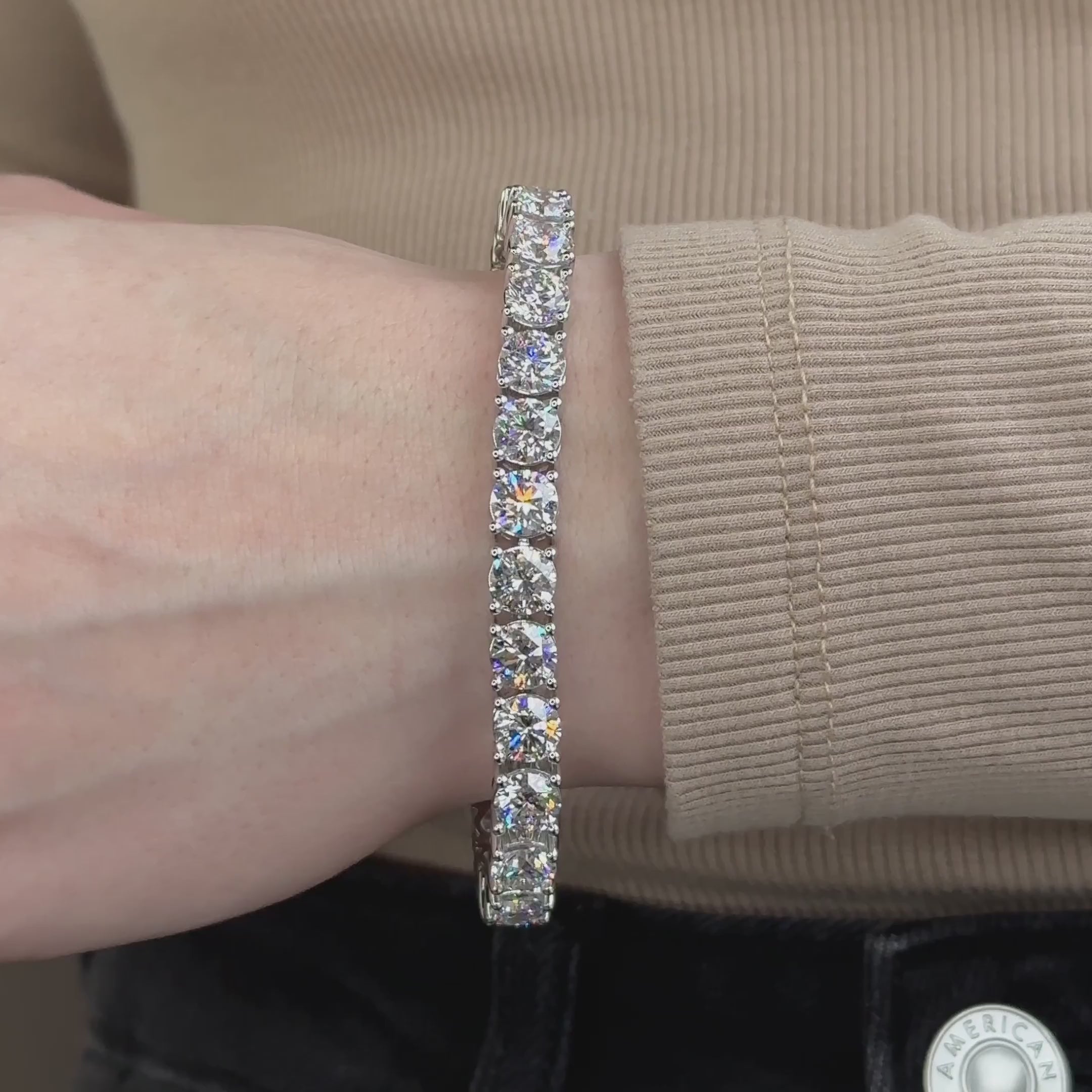 Luxury 26ctw Lab-Grown Diamond Tennis Bracelet in 14k White Gold