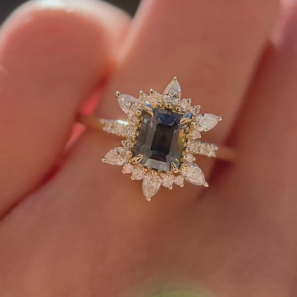 Lotus Light Ring I 1.53ct Teal Sapphire